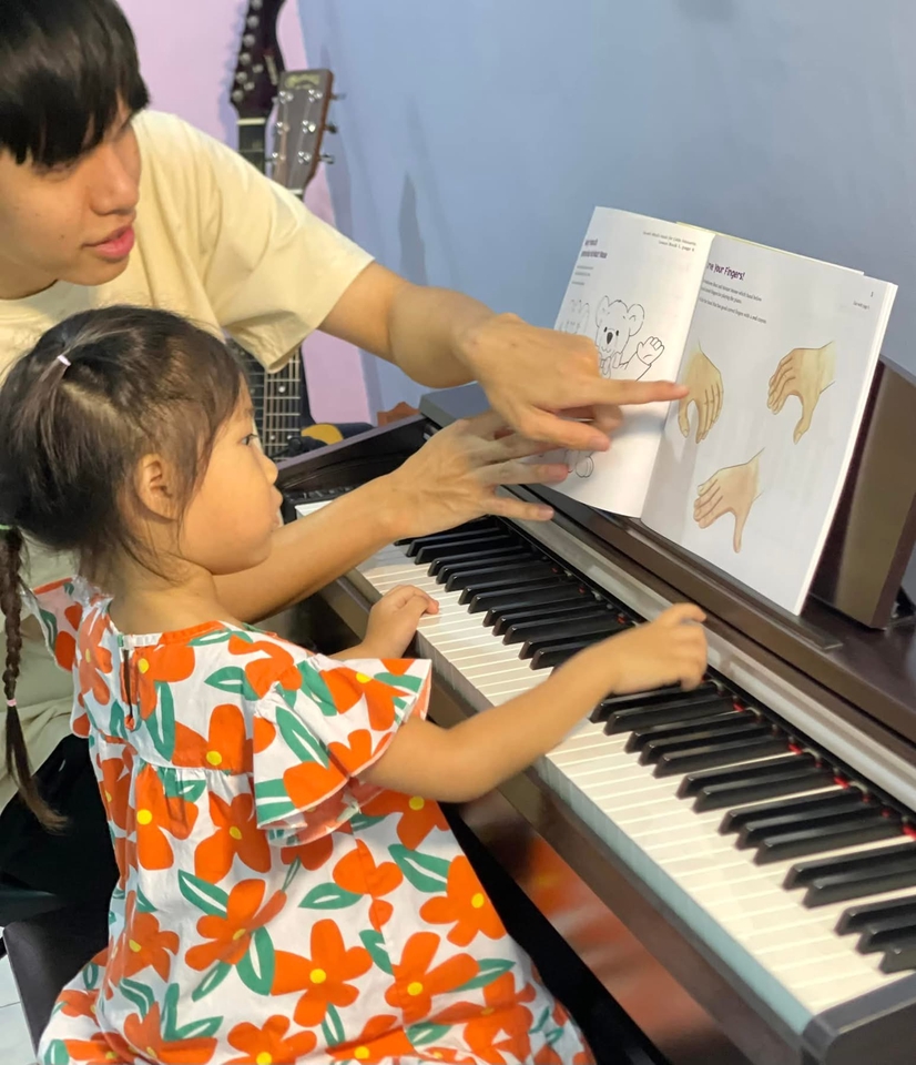 Piano class 3